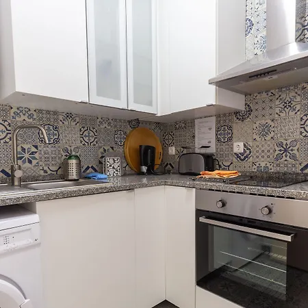 Apartment Discovery Estrela